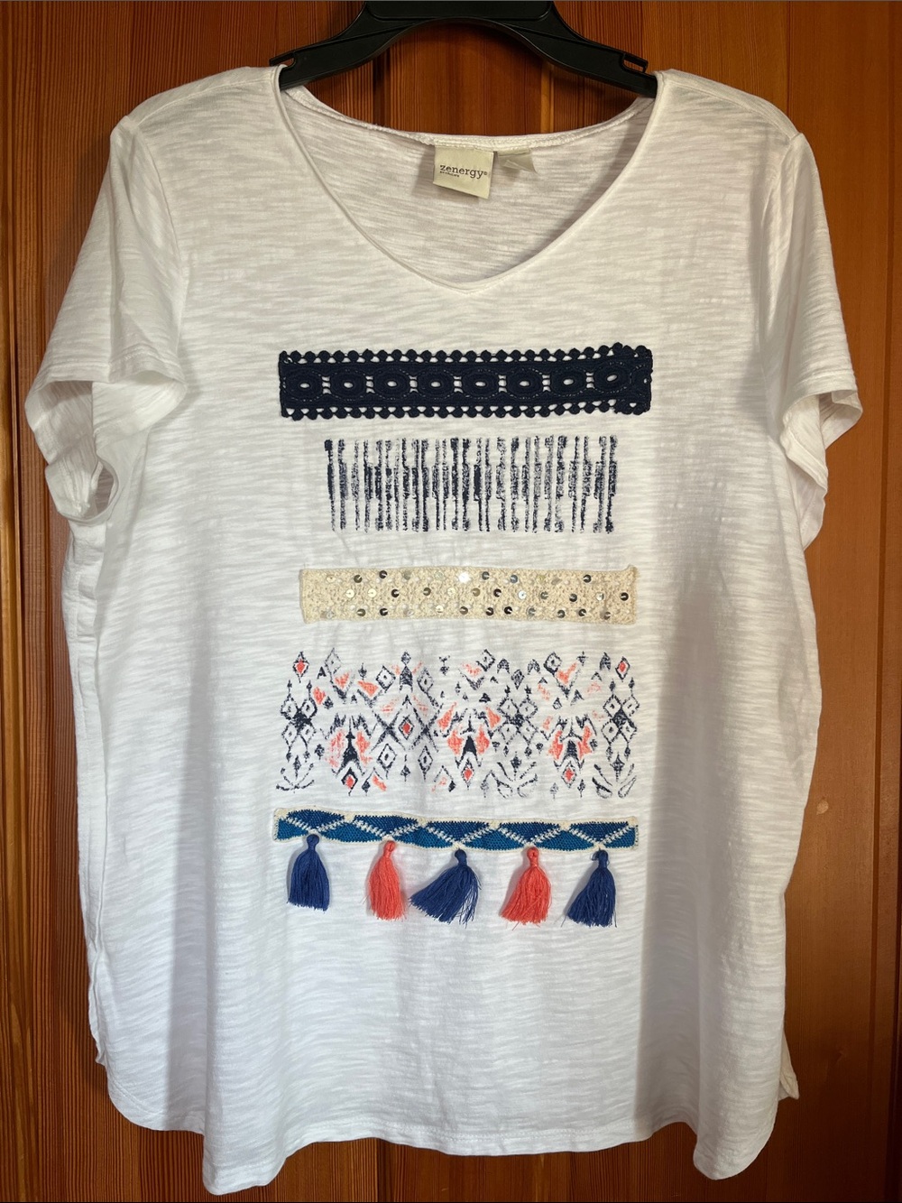 Zenergy Trimmed Tassel Tee, M